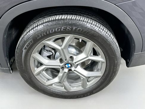 Used 2024 BMW X3 sDrive30i w/ Convenience Package RWD image 32