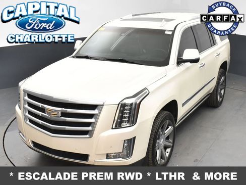 Used 2015 Cadillac Escalade Premium image 27