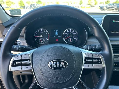 Used 2021 Kia Telluride EX w/ EX Premium Package FWD image 19