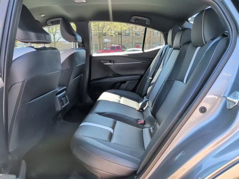 Used 2025 Toyota Camry SE FWD image 10