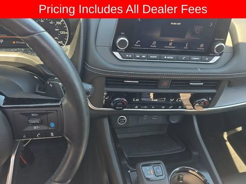 Certified 2023 Nissan Rogue SV w/ SV Premium B Package AWD/4WD image 12