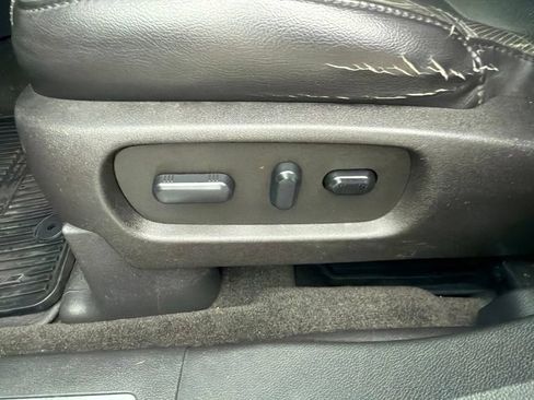 Used 2015 Ford Explorer Limited w/ Equipment Group 302A AWD/4WD image 20