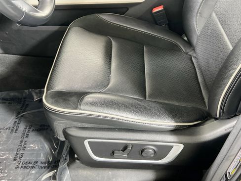 Used 2022 RAM 1500 Laramie image 17