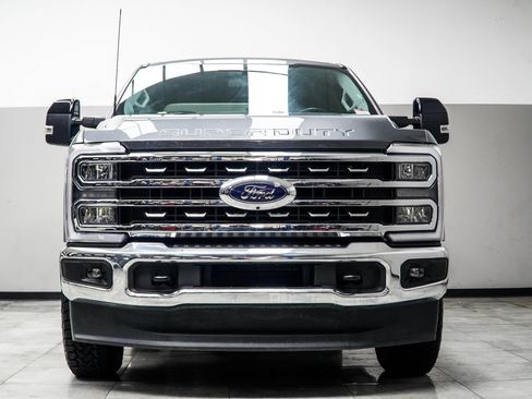 Used 2026 Ford F250 Lariat AWD/4WD image 7