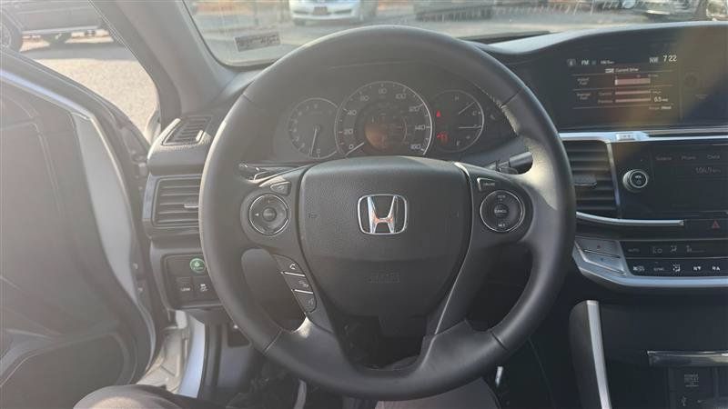 Used 2015 Honda Accord EX-L image 18