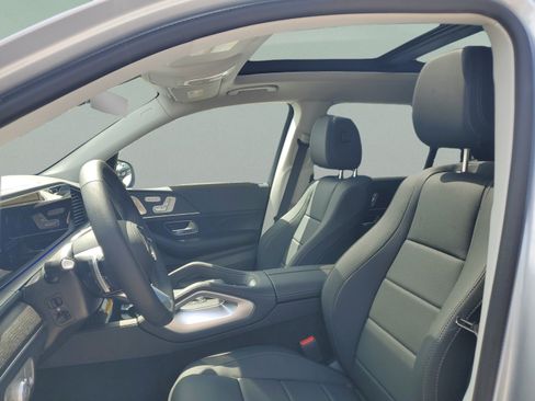 Certified 2026 Mercedes-Benz GLS 450 4MATIC image 21