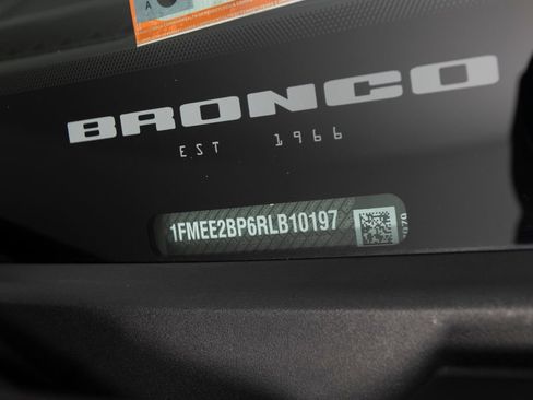 Used 2024 Ford Bronco Wildtrak AWD/4WD image 48
