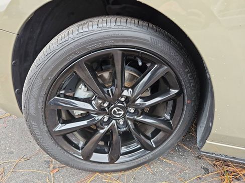 Used 2024 MAZDA MAZDA3 s image 36