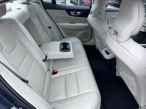 Used 2024 Volvo S60 B5 Core image 28