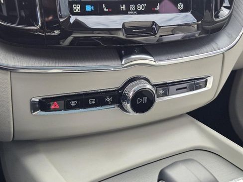 Used 2025 Volvo XC60 T8 Plus w/ Protection Package Premier image 29