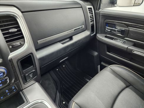 Used 2018 RAM 2500 Limited image 12