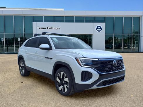 New 2026 Volkswagen Atlas Cross Sport SE FWD image 1