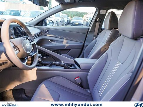 New 2026 Hyundai Elantra Sport FWD image 20
