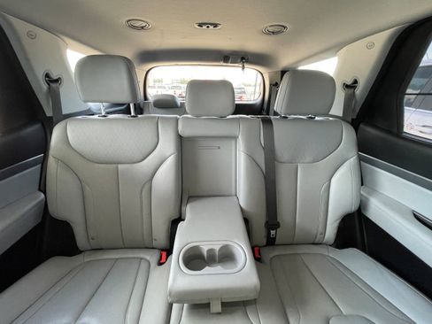 Used 2022 Hyundai Palisade SEL w/ 8P Bench Seat Package image 12