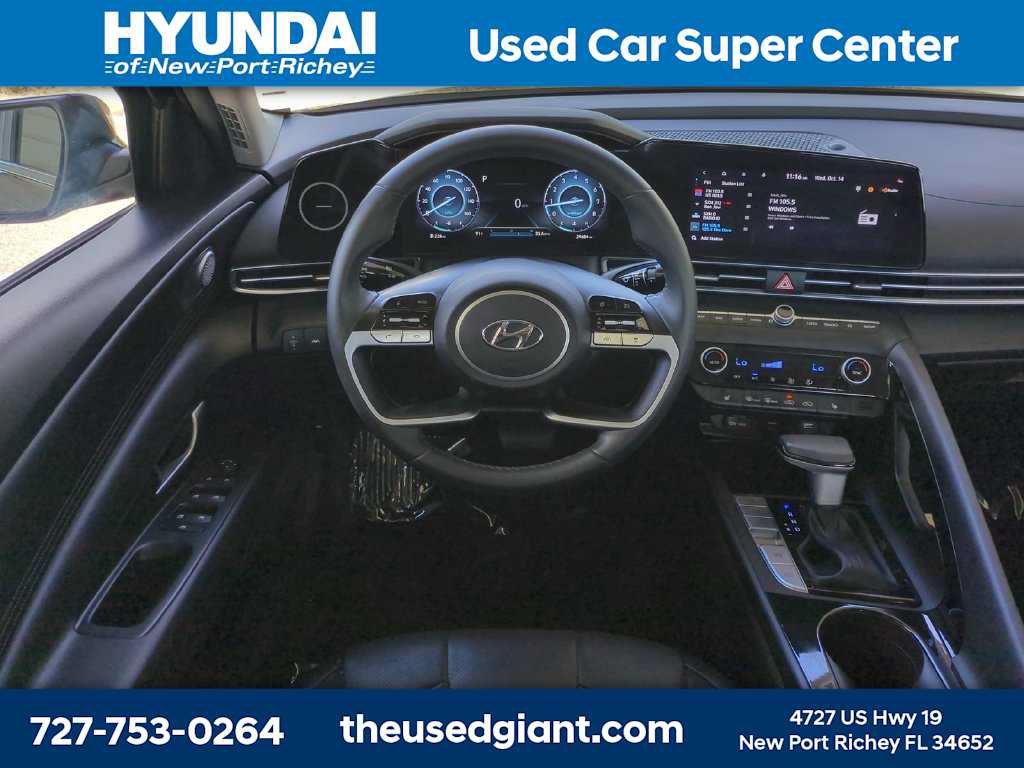 Used 2023 Hyundai Elantra Limited FWD image 15