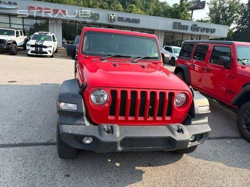 Used 2022 Jeep Wrangler Unlimited Sport w/ Cold Weather Group AWD/4WD image 2