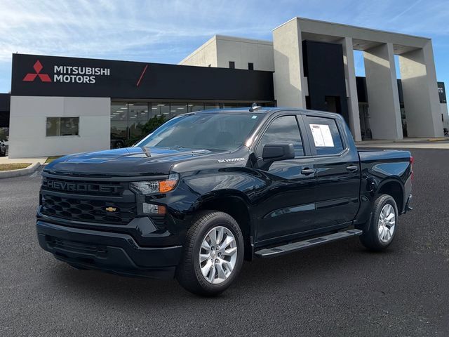 Used 2025 Chevrolet Silverado 1500 Custom RWD image 1