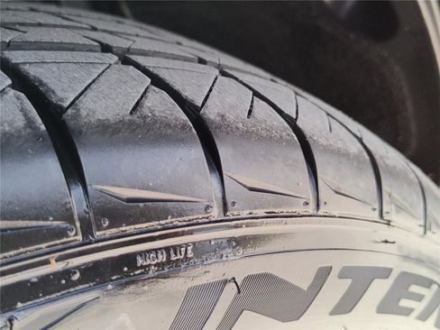 Used 2022 BMW X5 xDrive40i w/ Parking Assistance Package image 14