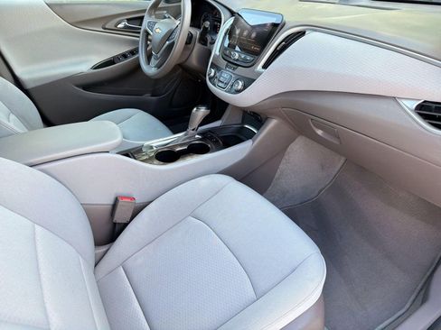 Certified 2020 Chevrolet Malibu LS w/ Driver Confidence Package II FWD image 31