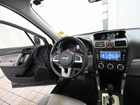 Used 2018 Subaru Forester 2.5i Premium w/ All-Weather Package image 26