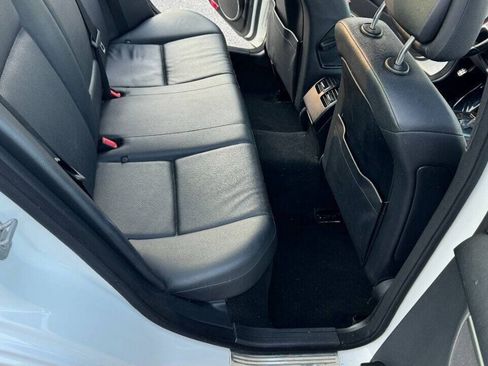 Used 2013 Mercedes-Benz C 250 Sedan image 18