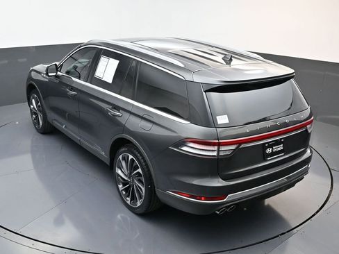 Used 2020 Lincoln Aviator Reserve w/ Equipment Group 202A image 19