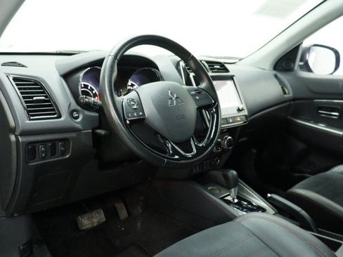 Used 2022 Mitsubishi Outlander Sport SE FWD image 6