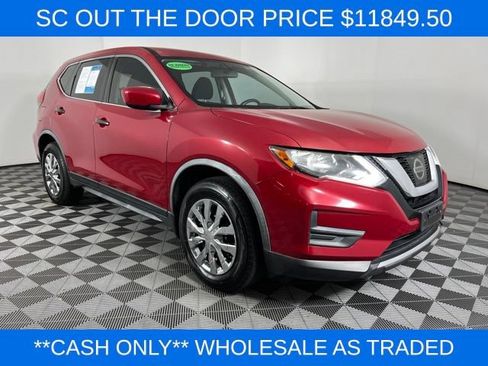 Used 2017 Nissan Rogue S FWD image 2