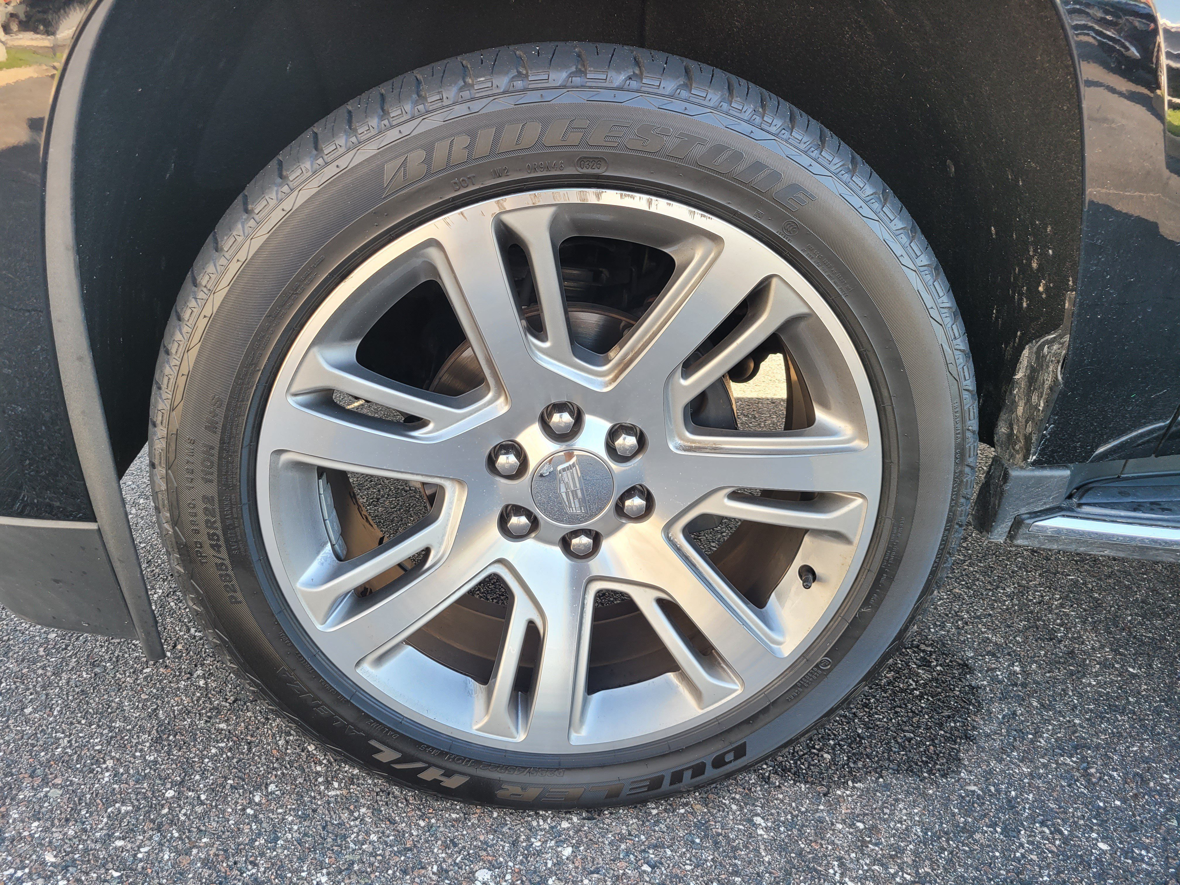 Used 2020 Cadillac Escalade Luxury RWD image 9