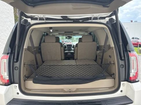 Used 2019 GMC Yukon SLT w/ Premium Edition AWD/4WD image 7