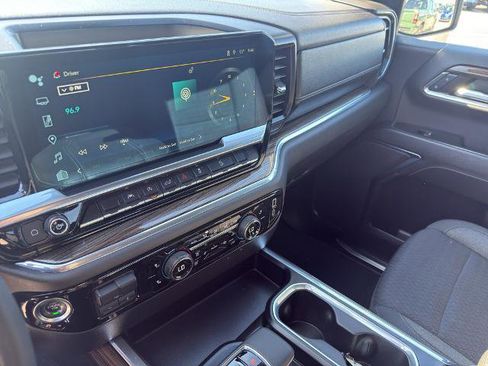 Used 2023 Chevrolet Silverado 1500 LT Trail Boss w/ Protection Package AWD/4WD image 23