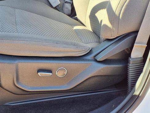 Used 2017 Ford F250 XLT w/ XLT Value Package image 15