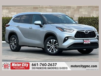 Used 2024 Toyota Highlander XLE