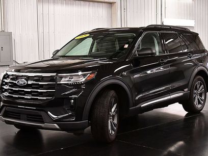 Used 2025 Ford Explorer Active w/ Active Comfort Package