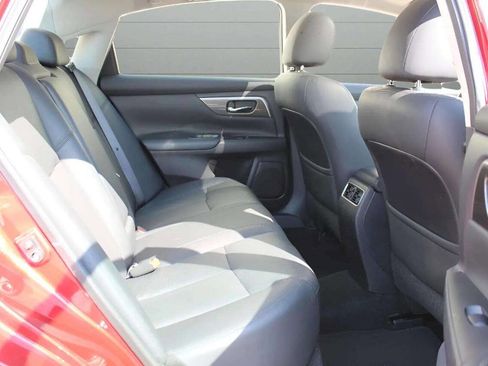 Used 2015 Nissan Altima 2.5 SL w/ Technology Package image 13