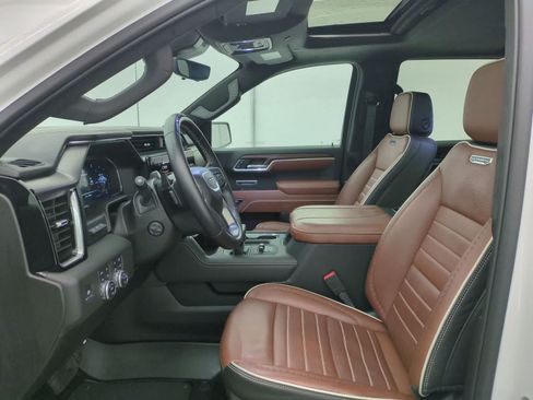 Used 2025 GMC Sierra 1500 Denali Ultimate AWD/4WD image 15