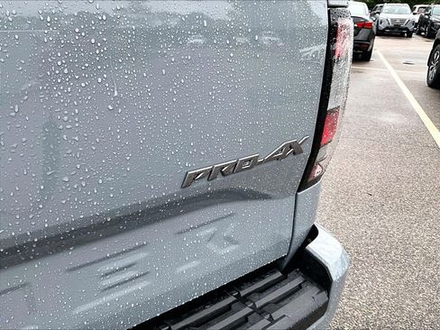 Used 2023 Nissan Frontier PRO-4X w/ Technology Package AWD/4WD image 27