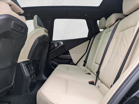 Used 2026 BMW X3 xDrive30 w/ Premium Package image 17