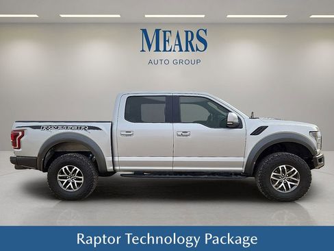 Used 2017 Ford F150 Raptor w/ Equipment Group 802A Luxury image 7
