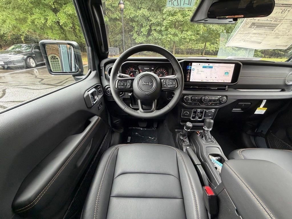 New 2026 Jeep Gladiator Sport AWD/4WD image 13