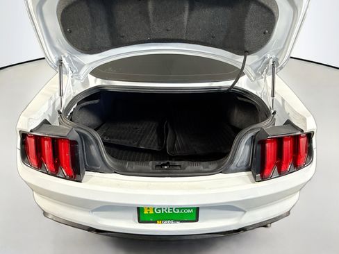 Used 2021 Ford Mustang Coupe image 33