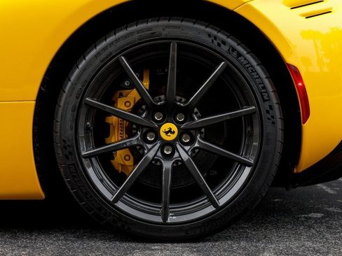 Used 2024 Ferrari SF90 Spider image 11