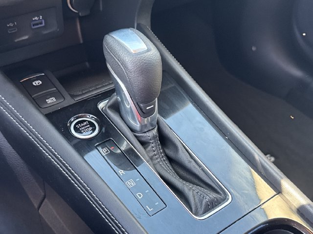 Used 2022 Nissan Kicks SV w/ Exterior Package FWD image 16