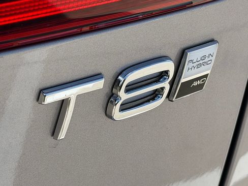 New 2026 Volvo XC60 T8 Ultra w/ Protection Package Premier AWD/4WD image 9