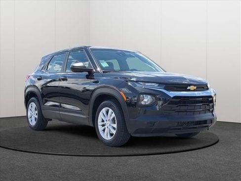 Certified 2023 Chevrolet TrailBlazer LS FWD image 5