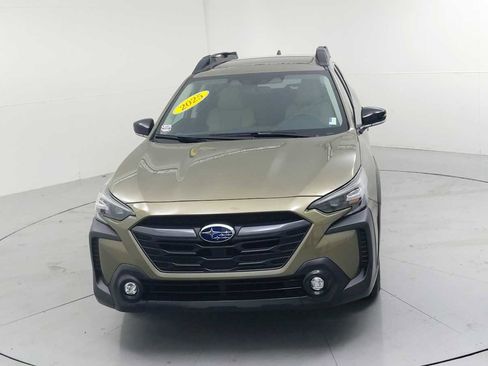 Certified 2025 Subaru Outback Premium AWD/4WD image 3