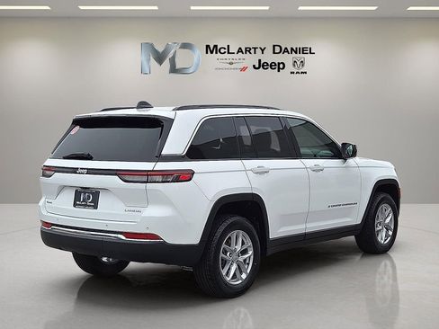 New 2026 Jeep Grand Cherokee Laredo X AWD/4WD image 5