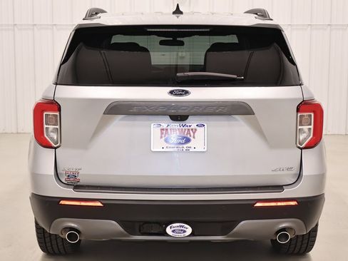 Certified 2023 Ford Explorer XLT w/ Equipment Group 202A image 9