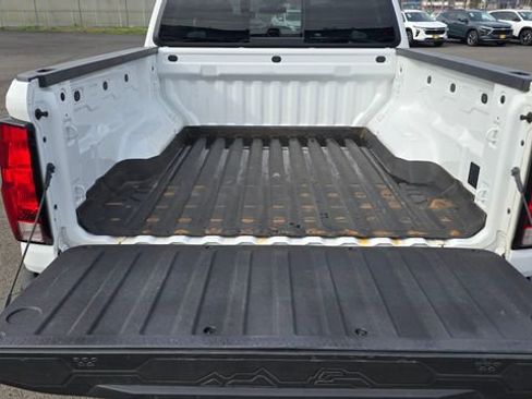 Used 2023 Chevrolet Colorado Trail Boss w/ Advanced Trailering Package image 8