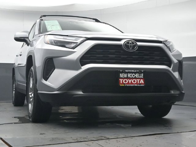 Certified 2023 Toyota RAV4 XLE w/ Convenience Package AWD/4WD image 39